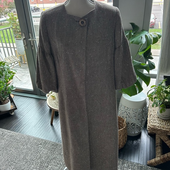 breathtaking, vintage coat you can wear open or one top button so sweet - Picture 1 of 2